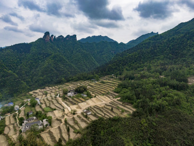 山川丘陵美丽乡村农田航拍