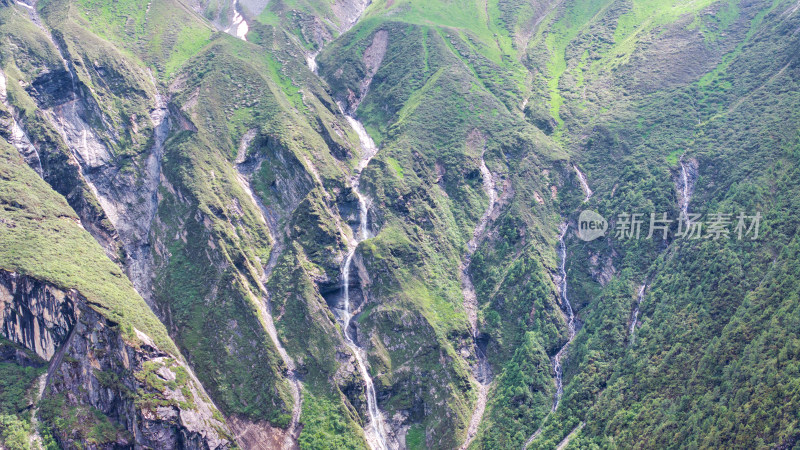 四川阿坝理县理小路自驾游沿途高山雪山