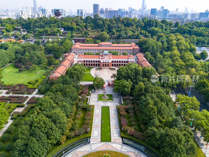 武汉辛亥革命纪念馆周边建筑交通航拍图