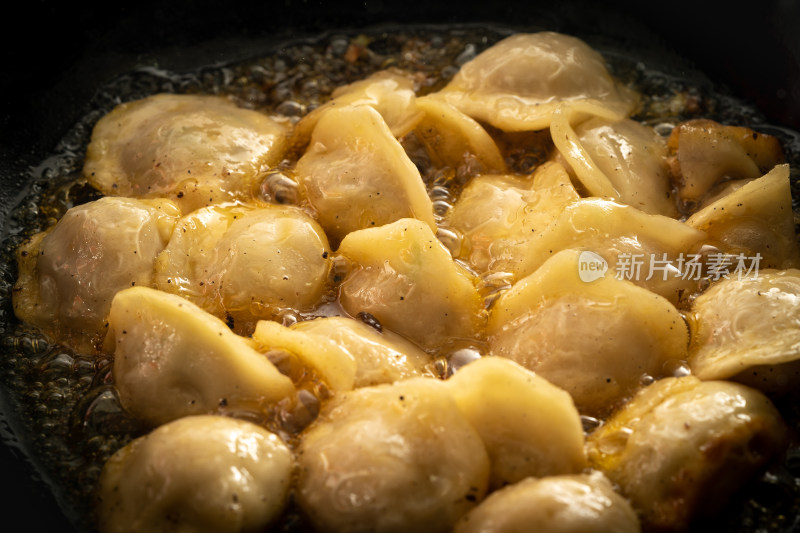 特色中餐生煎速冻三鲜水饺