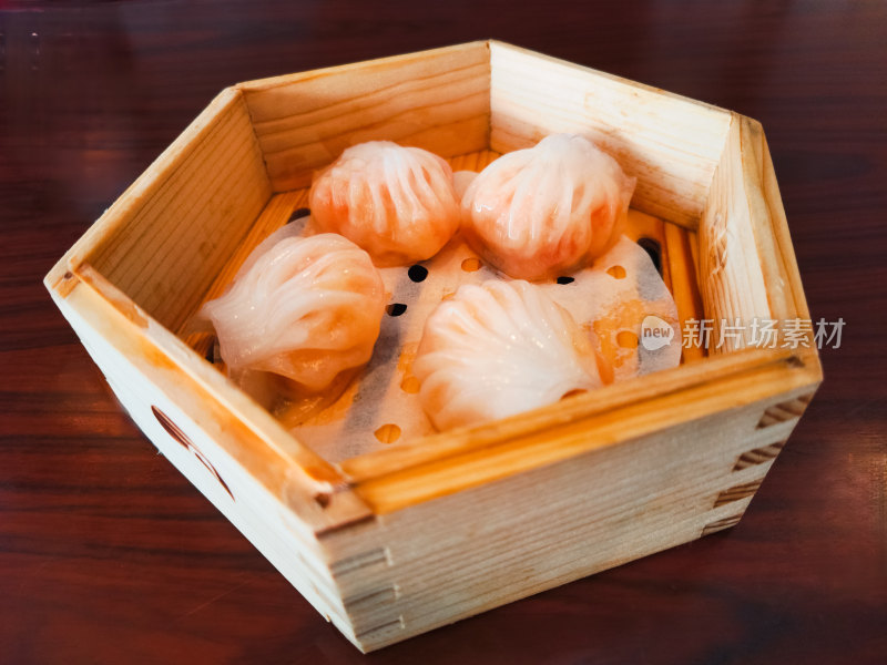 广东早茶点心虾饺