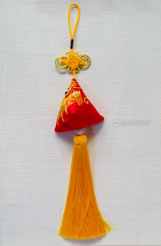 中国传统饰品，端午节的香囊