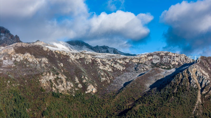 阿坝州若巴藏拉克山