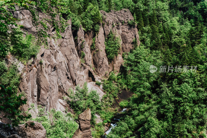 长白山西坡大峡谷