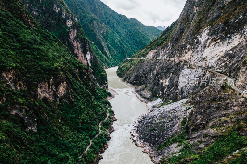 迪庆藏族自治州虎跳峡景区