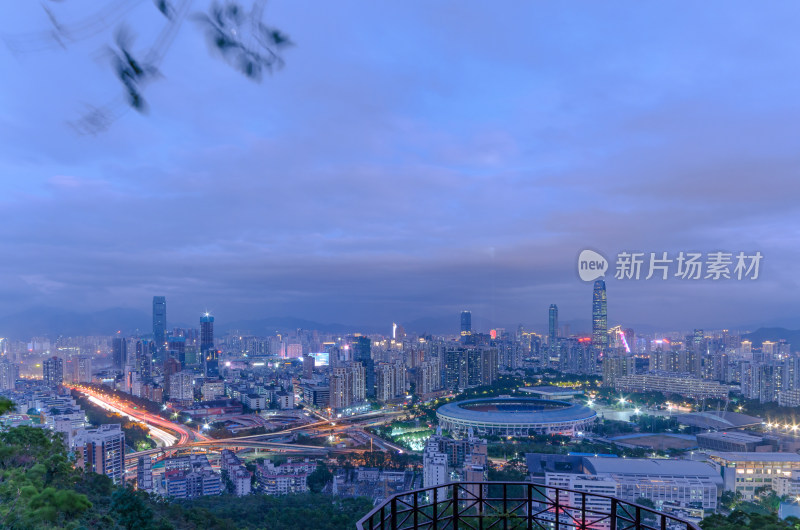 深圳笔架山俯瞰城市摩天大楼建筑夜景灯光