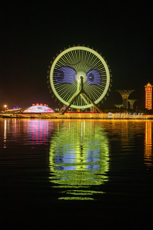 唐山惠丰湖唐山之光摩天轮夜景与湖光倒影