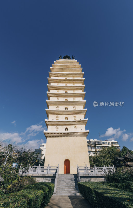 云南昆明东西寺塔佛塔建筑