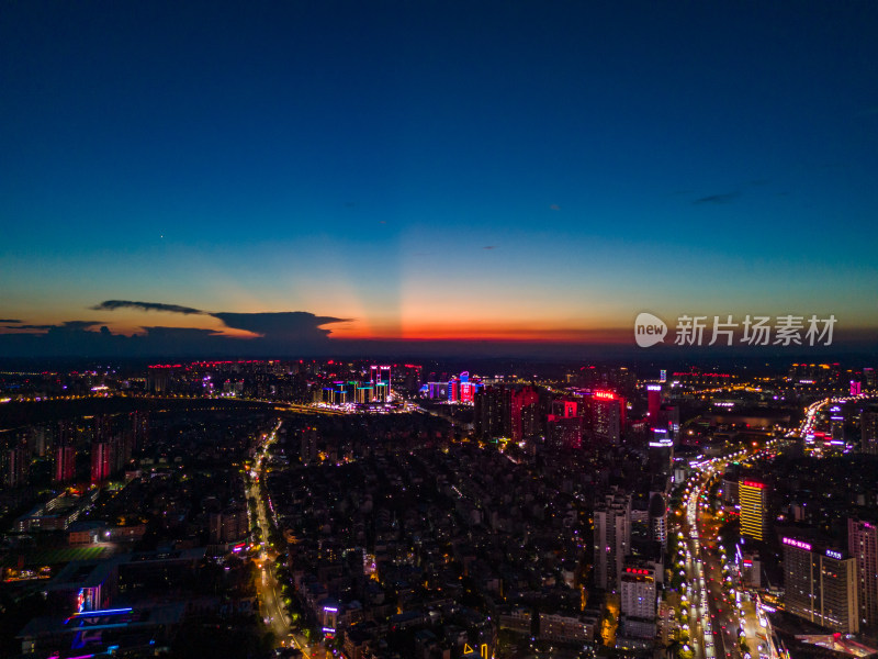 四川泸州晚霞夜景航拍图