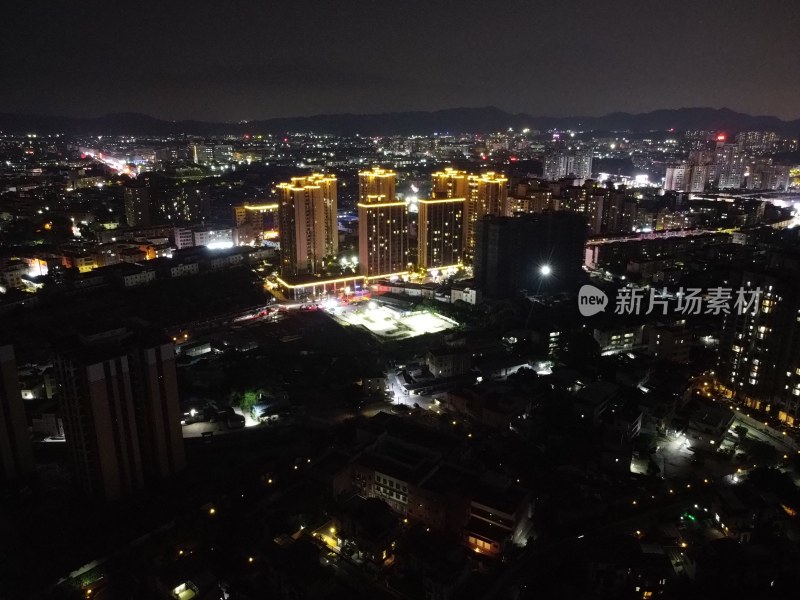 广东东莞：清溪河沿岸夜景