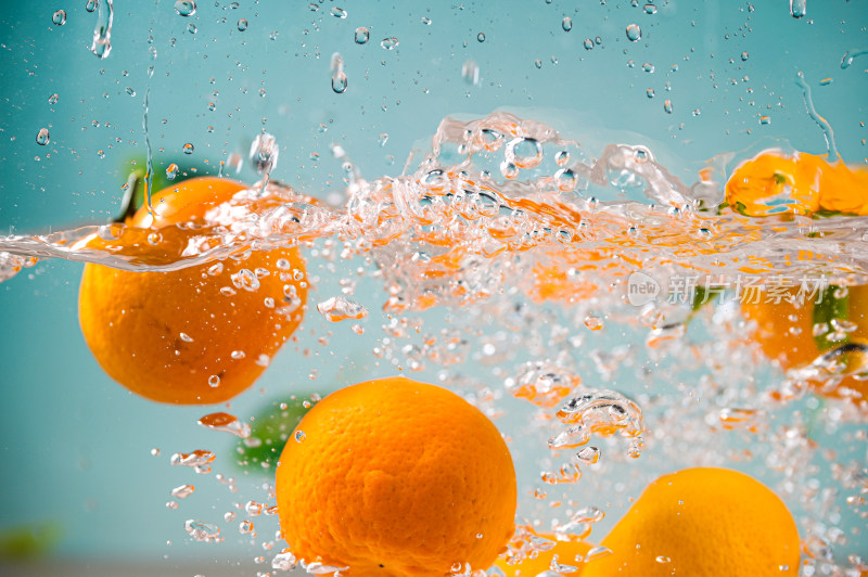 沃柑入水瞬间特写