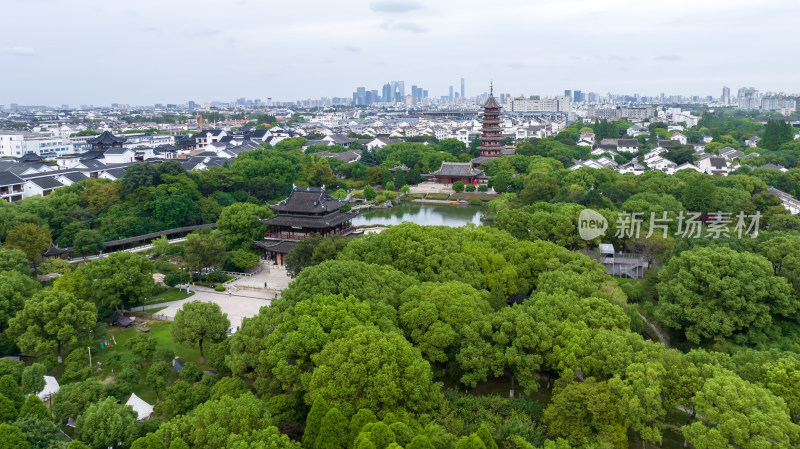 苏州盘门景区瑞光塔风景航拍历史文化旅游