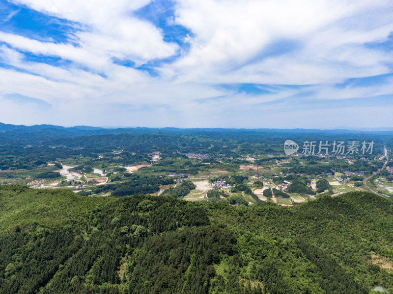 山川丘陵农业种植农田航拍摄影图