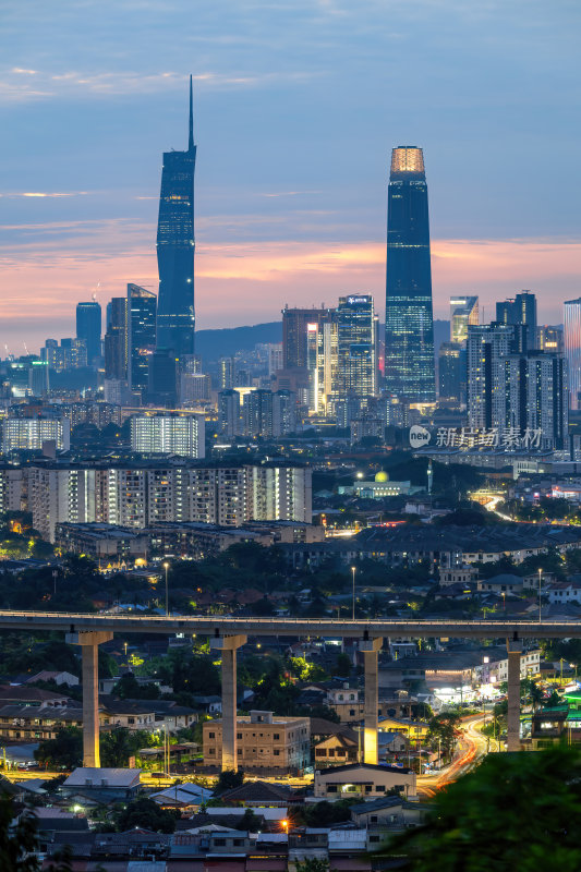 马来西亚吉隆坡莫迪卡日落夜景