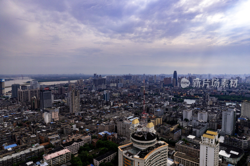 江西南昌老城区城市城市建设航拍图