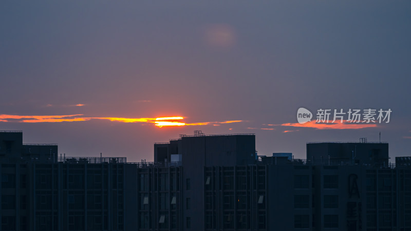 城市建筑上的日出日落景观