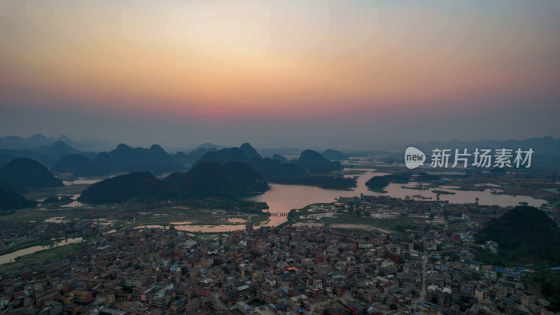 山川日落晚霞夕阳航拍图