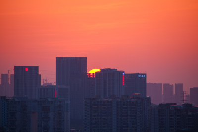 城市日落剪影城市天际线