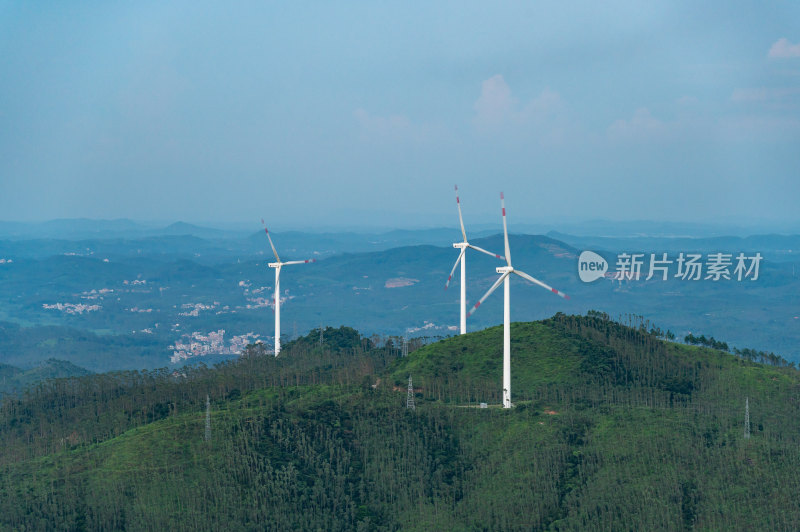 风车山山顶壮丽山河画圈