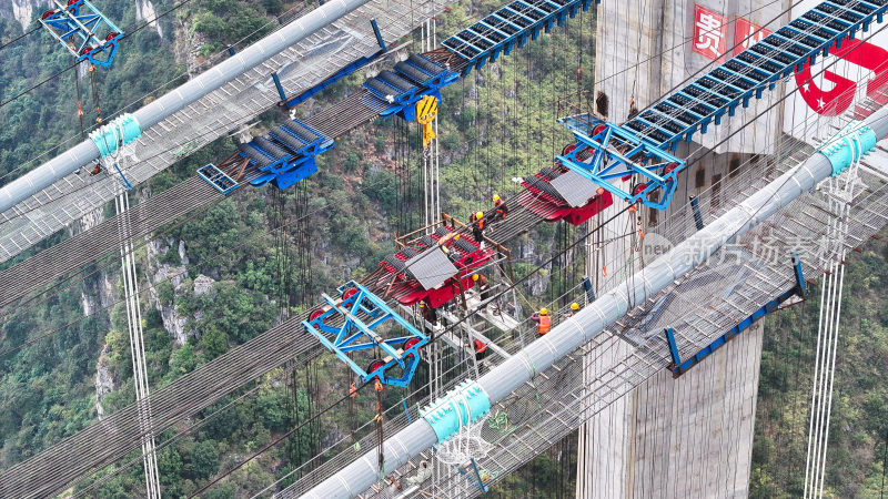 贵州花江峡谷大桥建设航拍