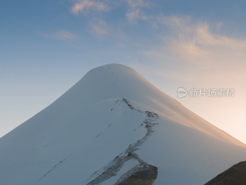 航拍青海玉珠峰南坡雪山冰川日出