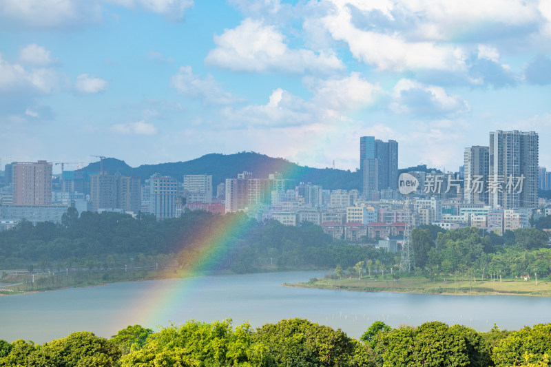 雨后彩虹