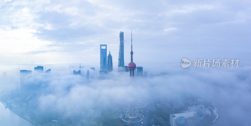 上海陆家嘴平流雾日出航拍全景