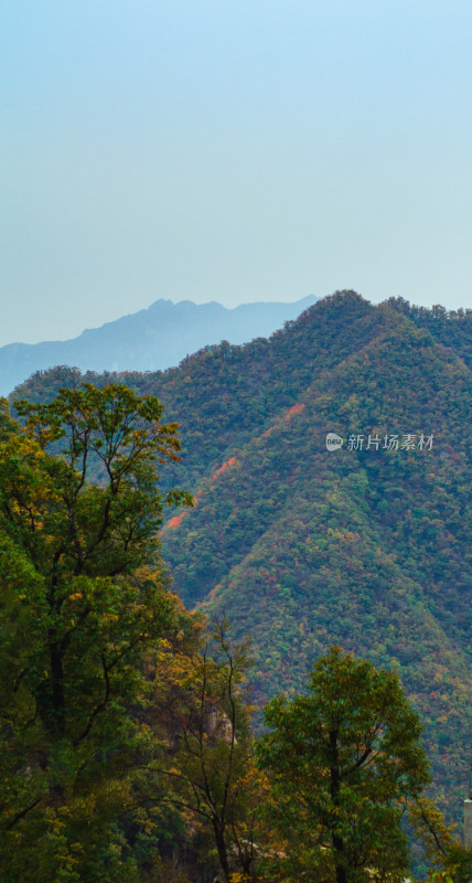 河南省洛阳白云山九龙潭秋天风景