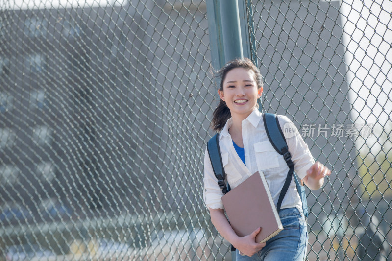 青年女大学生