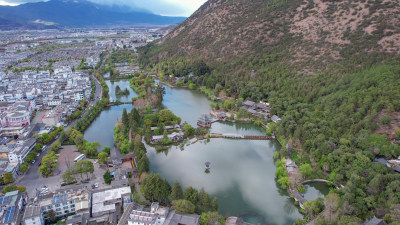 丽江黑龙潭景区航拍