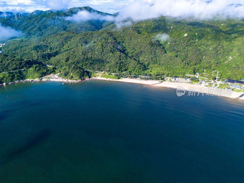 大海岛屿南澳岛云海航拍图