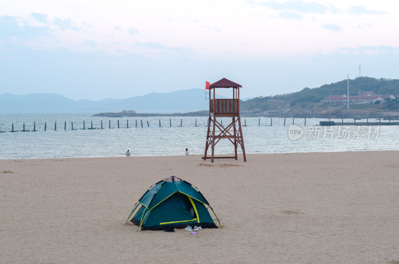 青岛第二海水浴场海滨露营