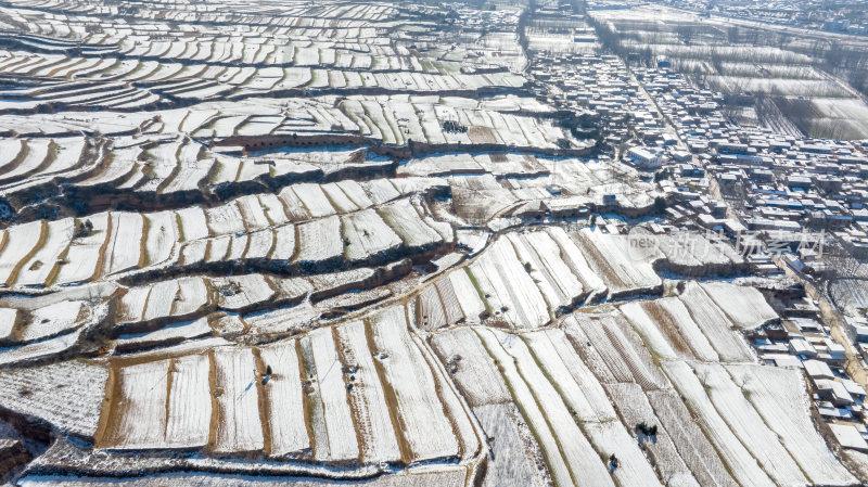 梯田村庄大地雪后航拍全景自然风景地形地理