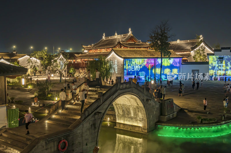 绍兴柯桥古镇景区夜景