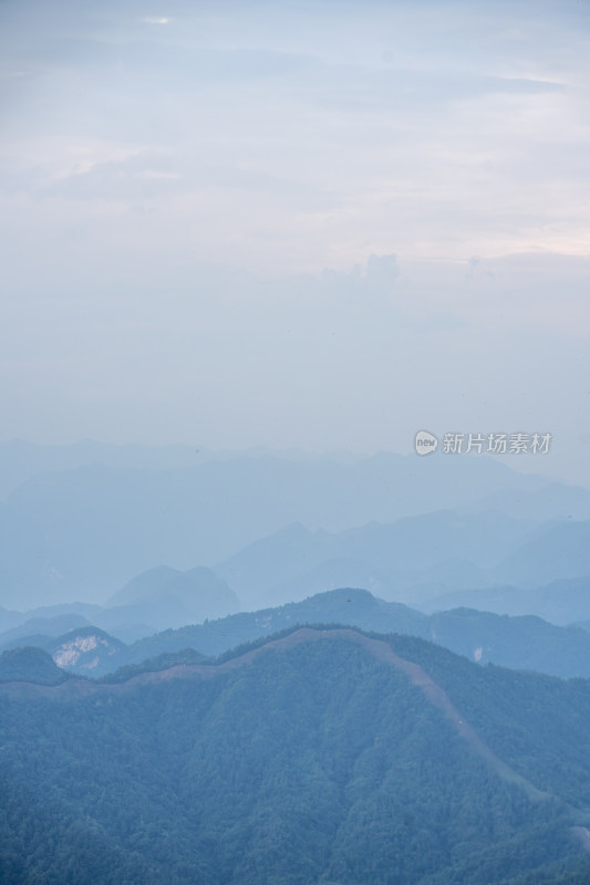 中国湖南张家界的壮丽山脉景观