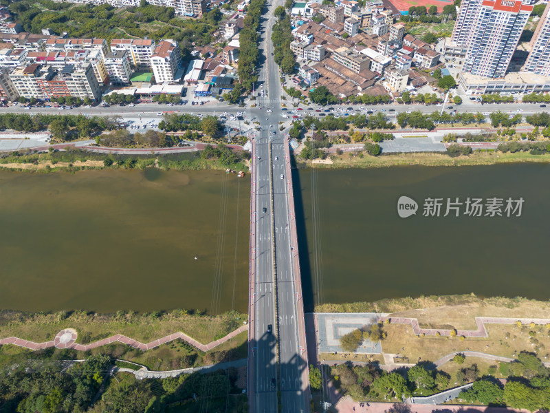 仙游依山傍水的城镇住宅区鸟瞰全景