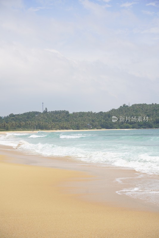 海南三亚万宁日月湾海浪