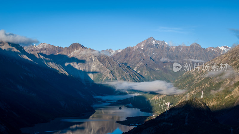 唯美西藏雪山冰川风景