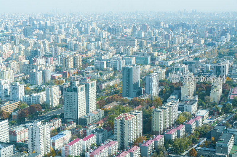 北京西二环路住宅楼和交通道路俯拍