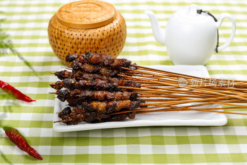 健康好吃的黄豆焖鸡爪