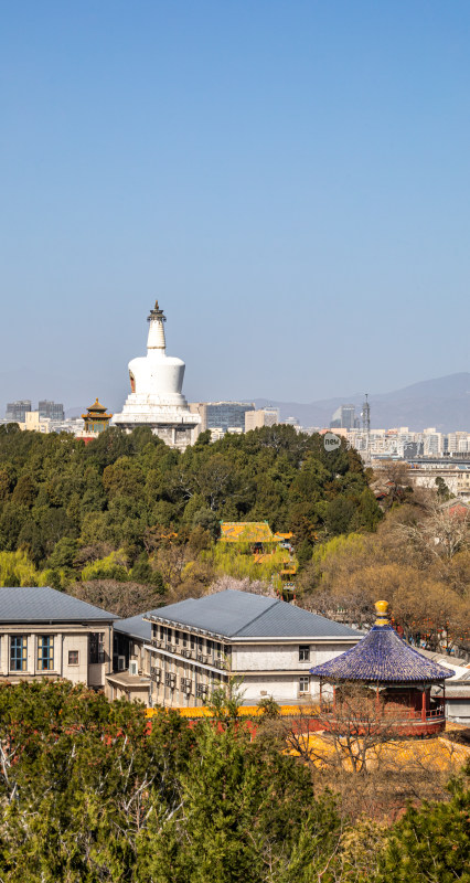 北京北海公园白塔