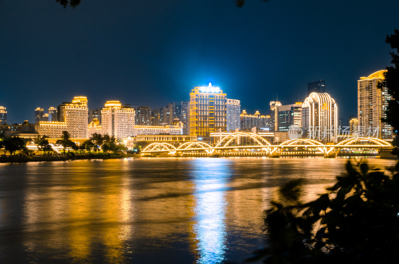 福州解放大桥城市天际线夜景