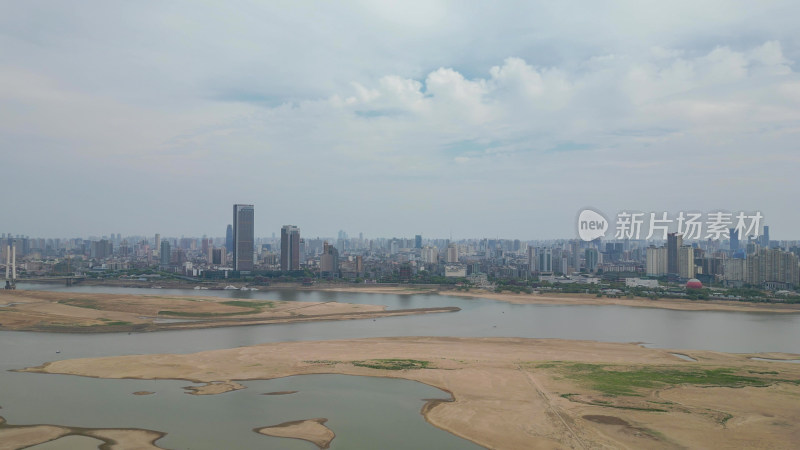 航拍江西南昌赣江城市风光南昌大景