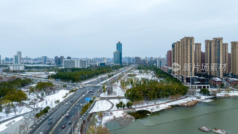 武汉东西湖区金山大道下雪雪景