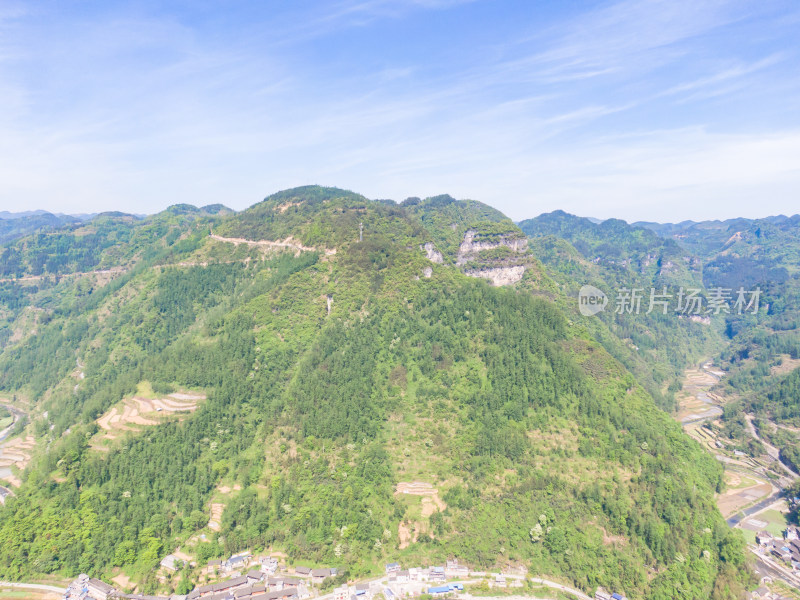 大自然崇山峻岭风景航拍图