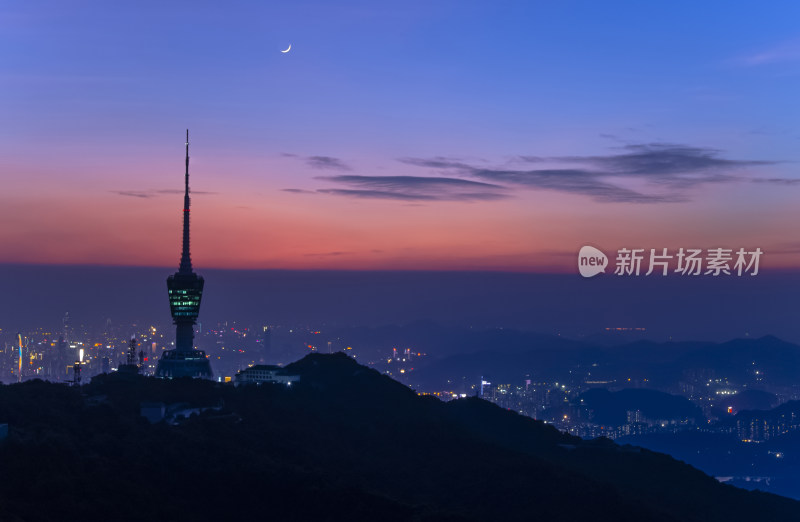 深圳盐田梧桐山顶电视塔与夕阳余晖晚霞