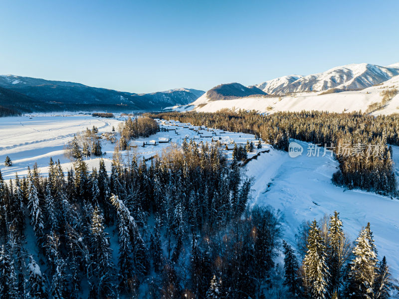 新疆冬季阿勒泰喀纳斯雪景