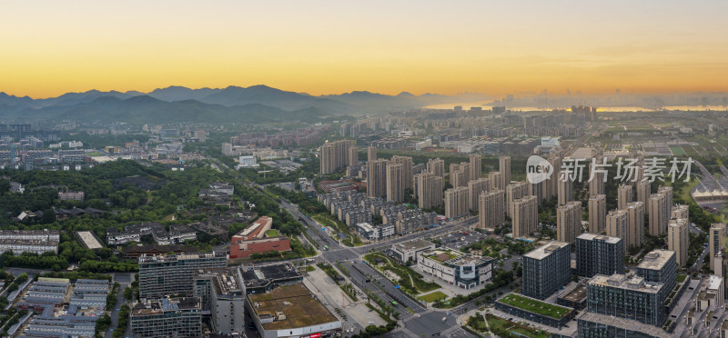 浙江省杭州市西湖区转塘板块航拍晨曦