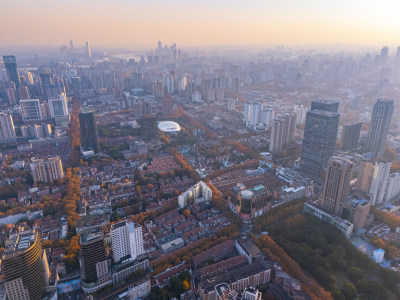 航拍上海市区黄昏美景