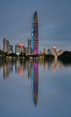 深圳地标建筑京基100大厦夜景